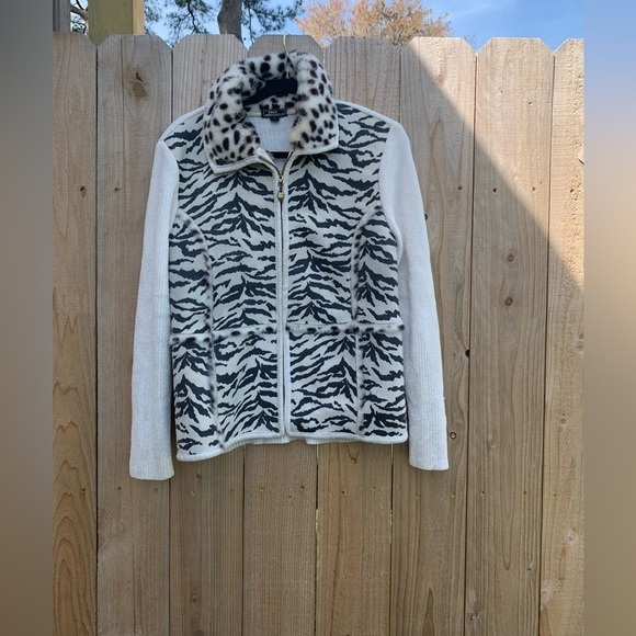Lisa International Cream Spots Faux Fur Suede Sweater Jacket Sz small zebra‎ - Picture 2 of 10